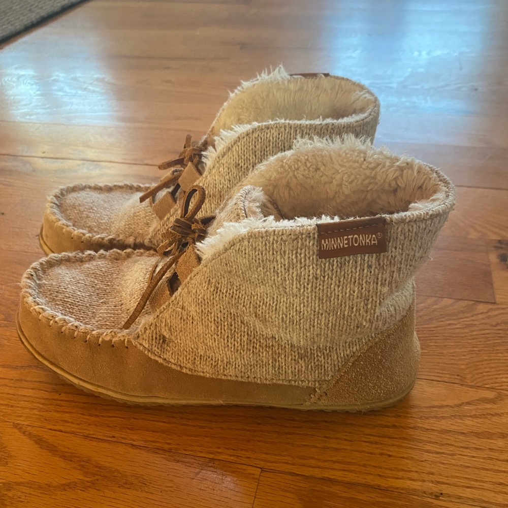 Minnetonka Tan Moccasin Boots